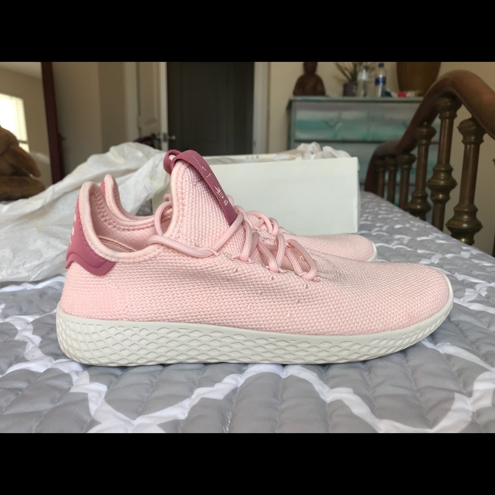 Women’s Adidas Pharrell Williams Tennis Shoes